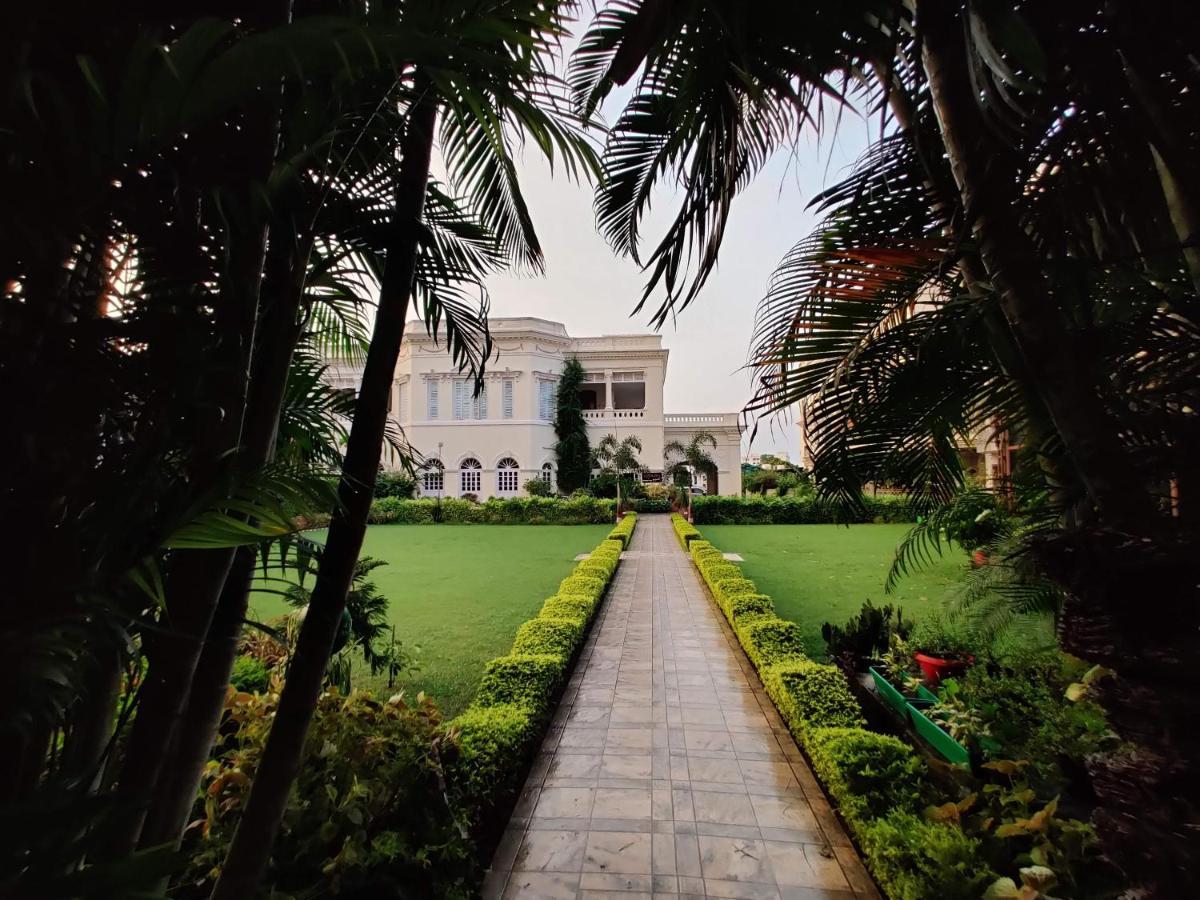 Hotel Surya, Kaiser Palace Varanasi Exterior foto